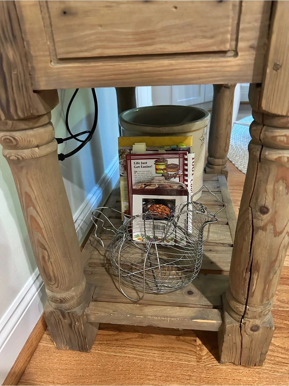 Wire Chicken Egg Basket Farmhouse Kitchen Counter Metal Carrier